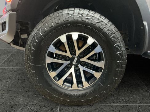 Used 2019 Ford F150 Raptor w/ Equipment Group 802A Luxury AWD/4WD image 14