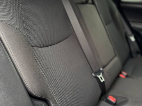 Used 2024 Toyota RAV4 LE AWD/4WD image 32