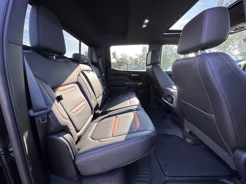 Used 2021 GMC Sierra 1500 AT4 w/ AT4 Value Package AWD/4WD image 30
