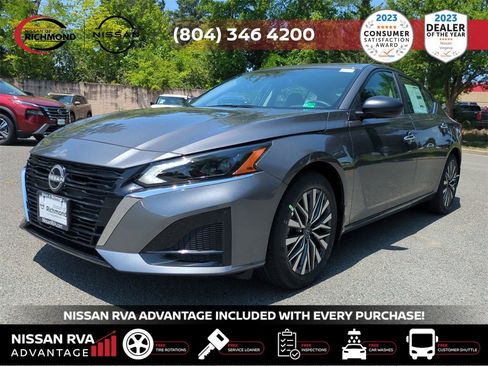 New 2025 Nissan Altima 2.5 SV image 2