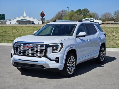 New 2026 GMC Terrain Denali w/ LPO, Floor Liner Package AWD/4WD image 2