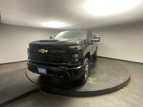 Certified 2025 Chevrolet Silverado 2500 Custom w/ Snow Plow Prep/Camper Package image 3