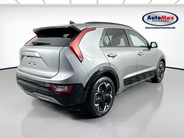 Used 2023 Kia Niro Wave w/ Wave Preserve Package FWD image 9