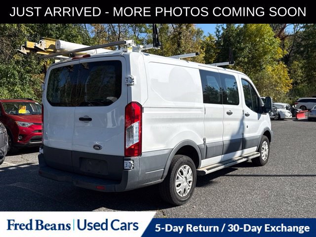 Used 2015 Ford Transit 250 130 Low Roof w/ Exterior Upgrade Package RWD image 9
