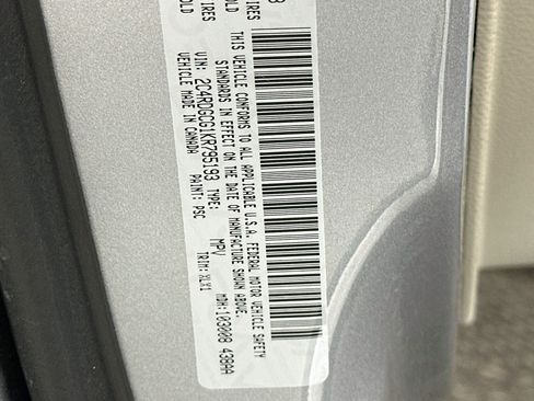 Used 2019 Dodge Grand Caravan SXT FWD image 12