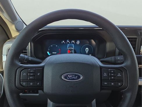 New 2025 Ford F250 XLT w/ Black Appearance Package image 19