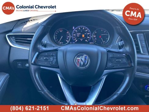 Used 2022 Buick Enclave Premium AWD/4WD image 4