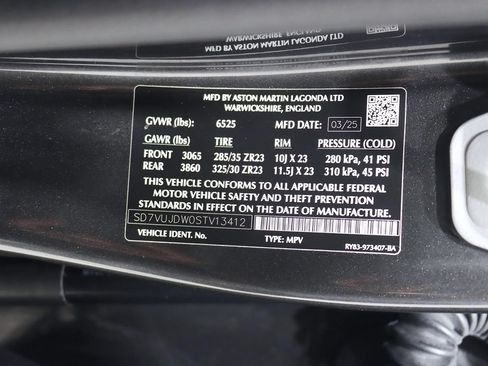 Used 2025 Aston Martin DBX 707 AWD/4WD image 54