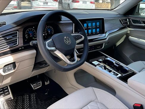 New 2026 Volkswagen Atlas SEL Premium R-Line AWD/4WD image 8