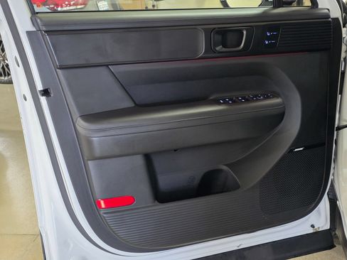 Used 2025 Hyundai Santa Fe Calligraphy AWD/4WD image 21