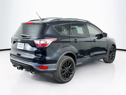 Used 2017 Ford Escape SE w/ SE Sport Appearance Package AWD/4WD image 25
