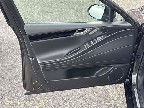 Used 2023 Genesis G80 2.5T image 14