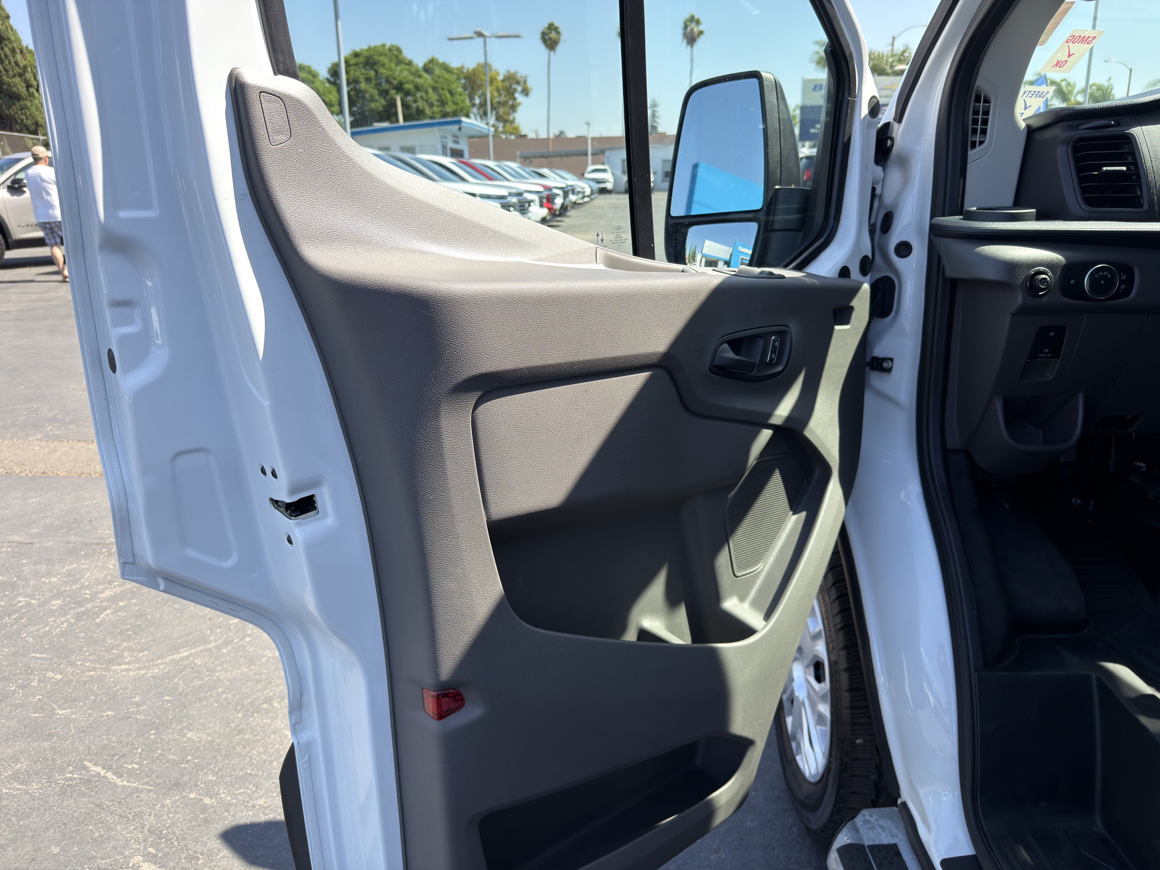 Used 2025 Ford Transit 250 Low Roof w/ Exterior Upgrade Package RWD image 22