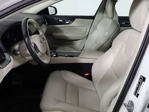 Used 2024 Volvo S60 B5 Plus w/ Climate Package FWD image 14