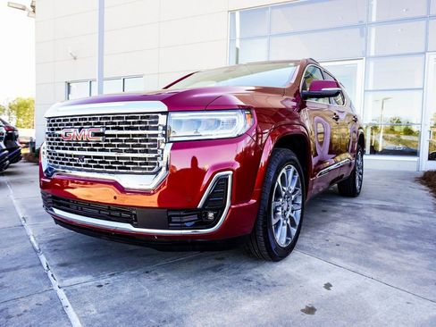 Used 2023 GMC Acadia Denali w/ Denali Ultimate Package image 7