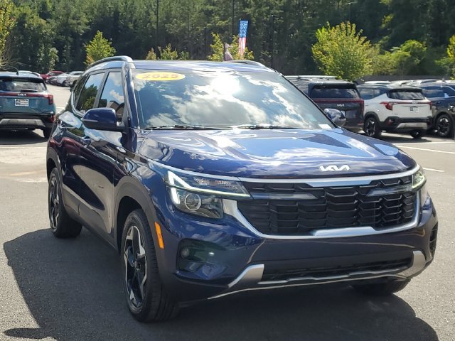 Certified 2025 Kia Seltos EX w/ EX Sunroof Package FWD image 3