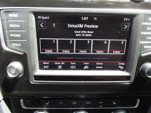 Used 2017 Volkswagen GTI Sport FWD image 11