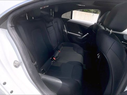 Used 2022 Mercedes-Benz CLA 250 image 17