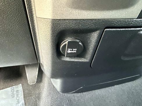 Used 2018 RAM 1500 Express image 33