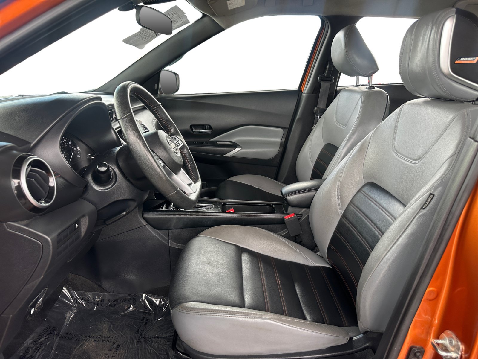 Used 2023 Nissan Kicks SR w/ SR Premium Package FWD image 9