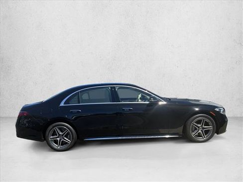 Used 2024 Mercedes-Benz S 580 4MATIC Sedan image 4