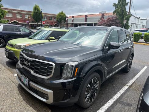 Used 2023 Kia Telluride SX AWD/4WD image 1