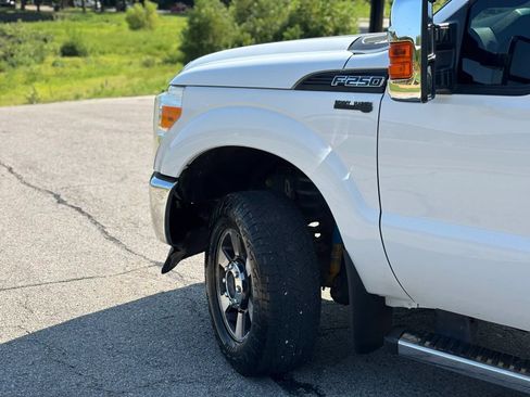 Used 2016 Ford F250 XL w/ Power Equipment Group AWD/4WD image 18