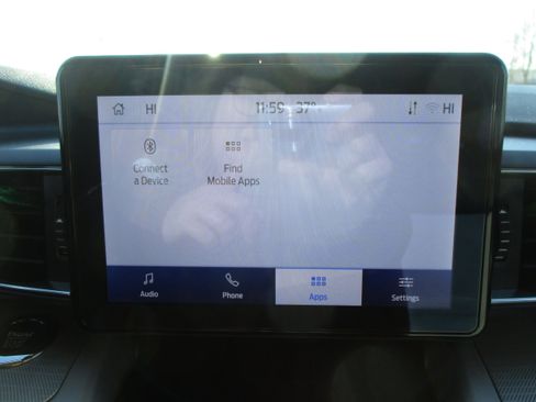Used 2023 Ford Explorer XLT w/ Equipment Group 202A image 25