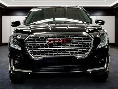 Used 2024 GMC Terrain Denali w/ Black Diamond Edition image 2