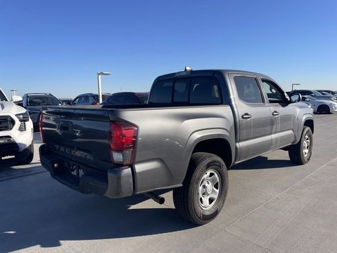 Used 2022 Toyota Tacoma SR image 2