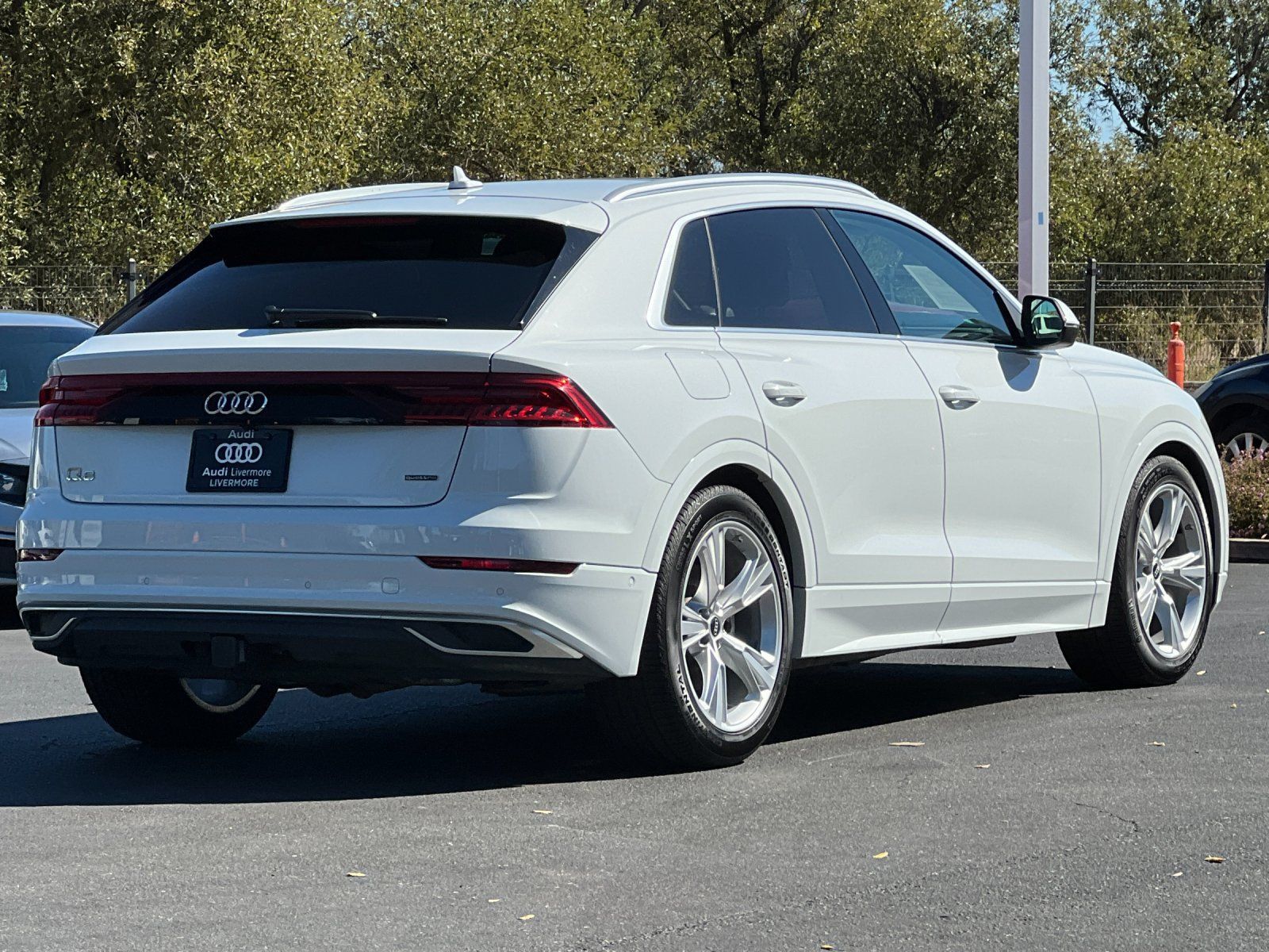 Used 2023 Audi Q8 Prestige w/ Prestige Package AWD/4WD image 6