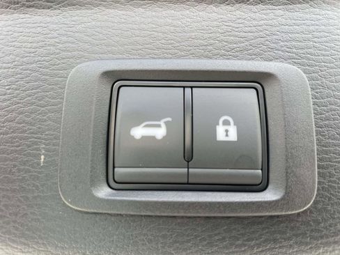 Used 2024 Mitsubishi Outlander SE FWD image 9