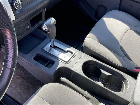 Used 2015 Nissan Xterra S image 18