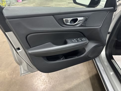 Used 2024 Volvo S60 B5 Core AWD/4WD image 18