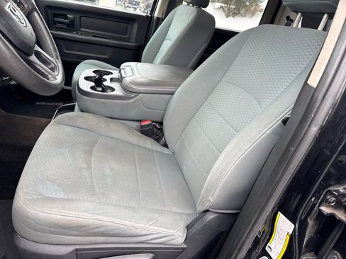 Used 2014 RAM 2500 Tradesman w/ Chrome Appearance Group image 6