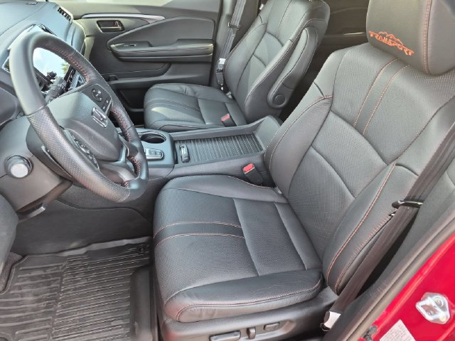 Used 2023 Honda Passport TrailSport image 16