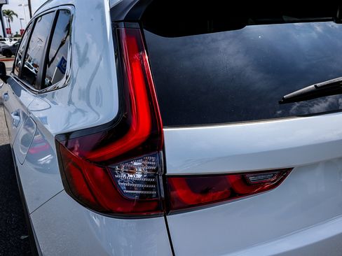 Used 2024 Honda CR-V Sport-L image 8