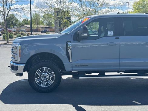 Used 2025 Ford F350 Lariat AWD/4WD image 11