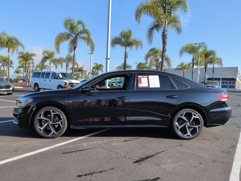 Used 2022 Volkswagen Passat 2.0T R-Line image 7