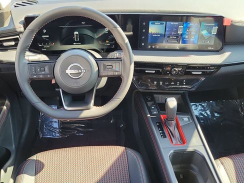 New 2026 Nissan Kicks SR w/ Illumination Package image 5