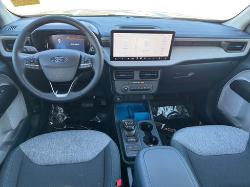 Used 2025 Ford Maverick XLT w/ XLT Luxury Package image 10