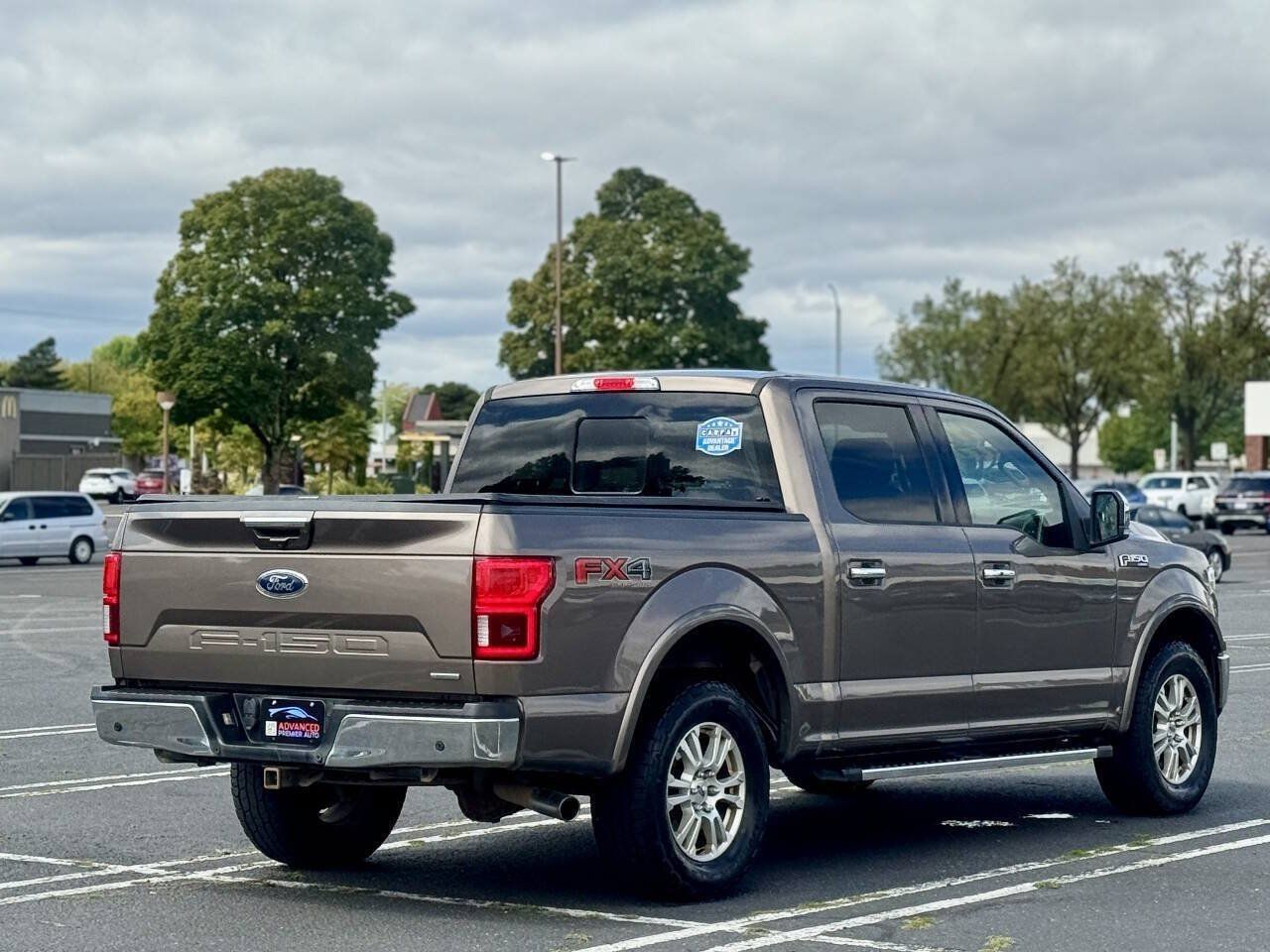 Used 2018 Ford F150 Lariat w/ Equipment Group 502A Luxury AWD/4WD image 14