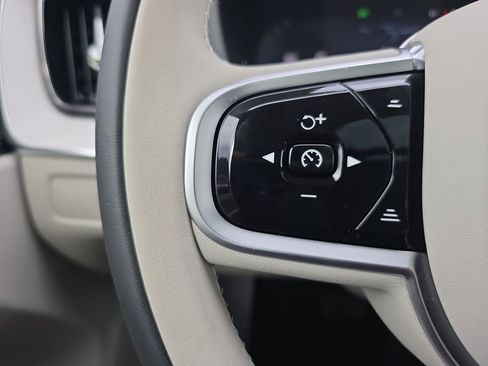 New 2026 Volvo XC60 T8 Ultra w/ Protection Package Premier image 25