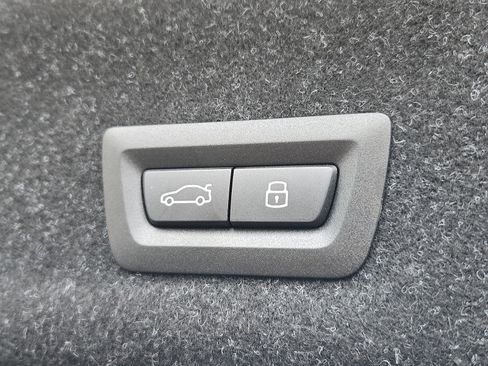 New 2026 BMW 330i xDrive Sedan w/ Convenience Package image 13