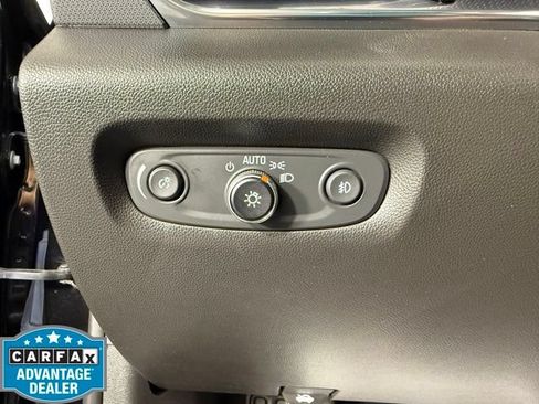 Used 2021 Chevrolet Traverse Premier w/ Redline Edition AWD/4WD image 17