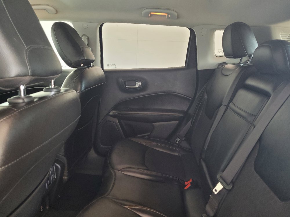 Used 2020 Jeep Compass Latitude AWD/4WD image 18