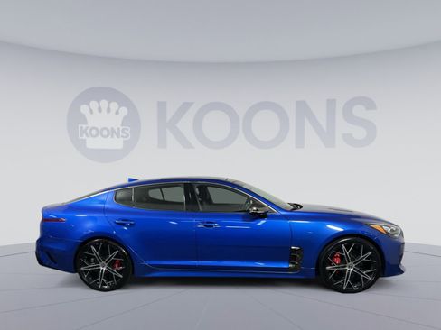 Used 2023 Kia Stinger GT2 AWD/4WD image 8