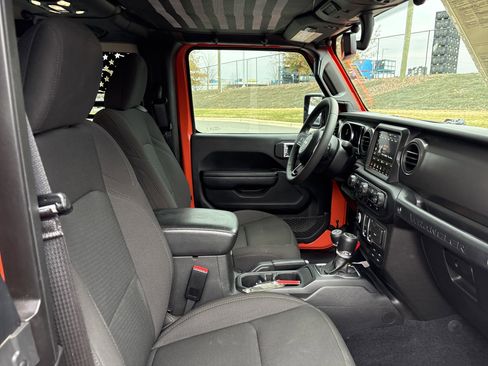 Certified 2023 Jeep Wrangler Willys image 19
