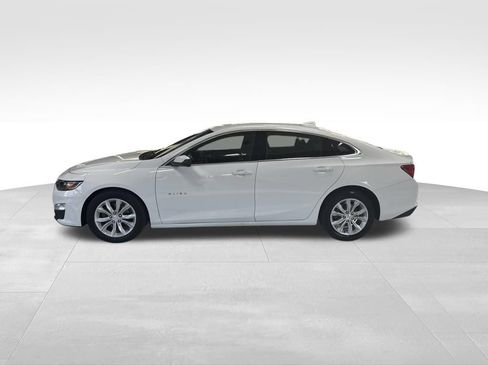 Used 2024 Chevrolet Malibu LT FWD image 2