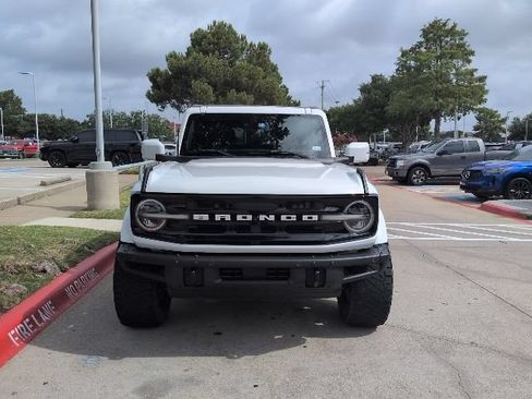 Used 2022 Ford Bronco Outer Banks AWD/4WD image 8